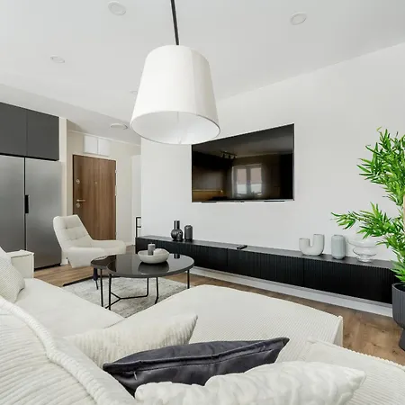 Apartment Piekny Wichrowa - 2 Sypialnie Free Garage By Renters *