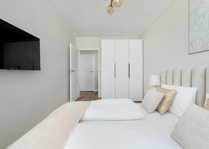 Apartman Piekny Wichrowa - 2 Sypialnie Free Garage By Renters *