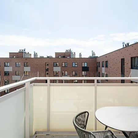 Apartmán Piekny Wichrowa - 2 Sypialnie Free Garage By Renters Vratislav
