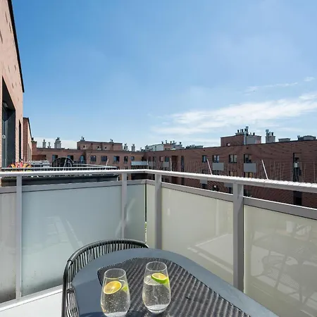 Piekny Wichrowa - 2 Sypialnie Free Garage By Renters 아파트