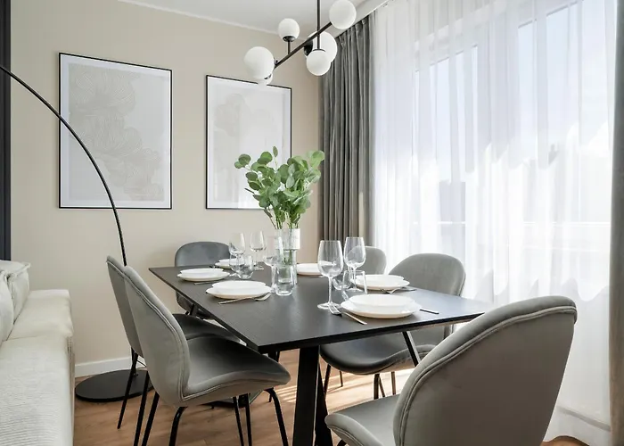 Piekny Wichrowa - 2 Sypialnie Free Garage By Renters