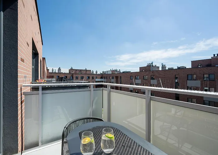 Piekny Wichrowa - 2 Sypialnie Free Garage By Renters 아파트